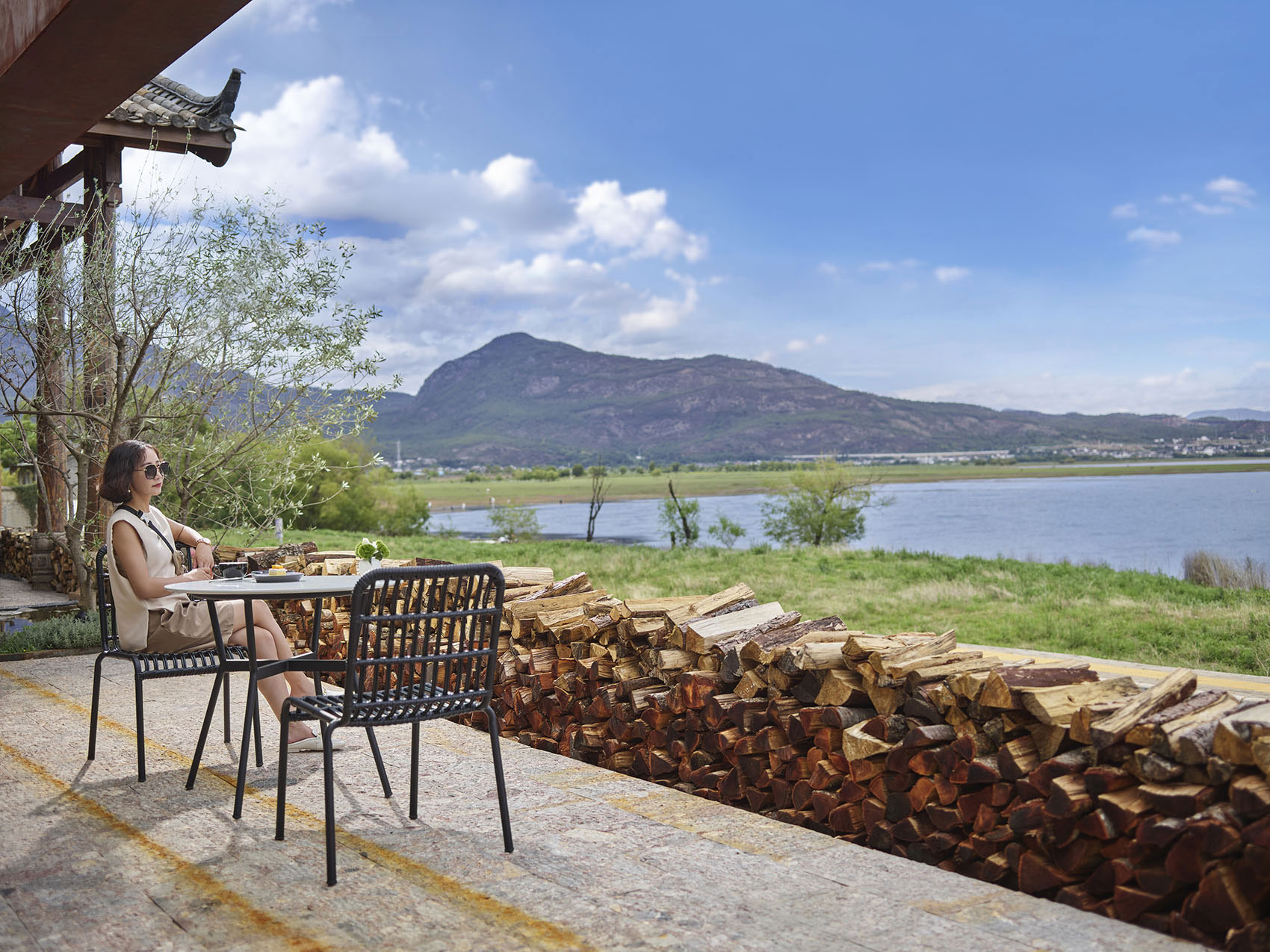 云南麗江·茶馬道拉市海麗世山居酒店設(shè)計 云南麗江·茶馬道拉市海麗世山居酒店設(shè)計